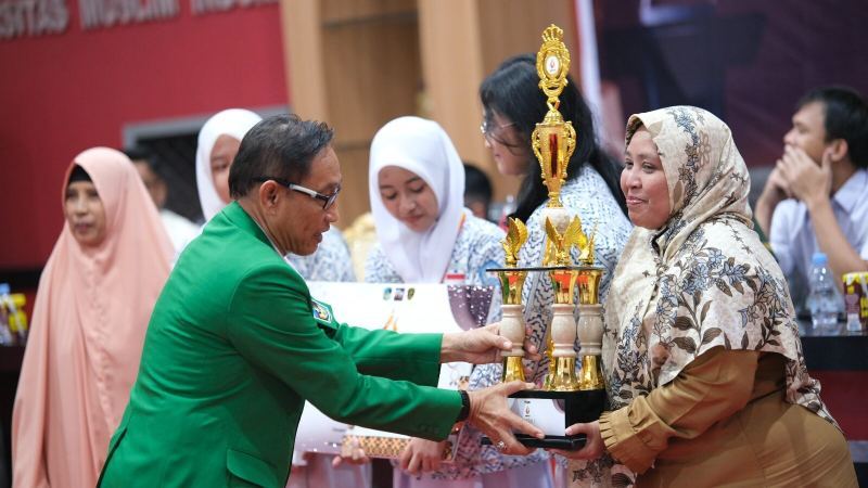 FH UMI Sukses Gelar Debat Ilmiah AERNA Vol. V Antar Pelajar 2026, Dorong Penguatan Intelektual dan Karakter Pelajar Sulsel