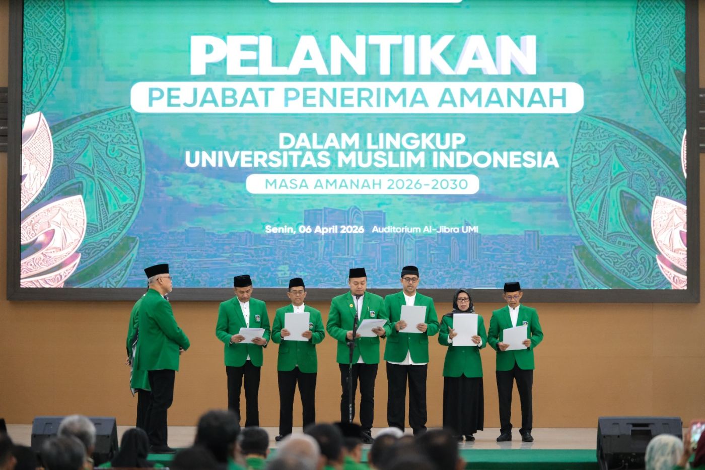 Ketua Yayasan Wakaf UMI Lantik Dekan dan Direktur Pascasarjana UMI 2026–2030: Tegaskan Arah Kampus Adaptif, Efisien, dan Berbasis Nilai Ibadah