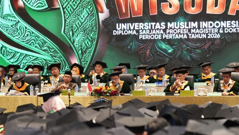 Wisuda Hari Pertama Periode I 2026, Rektor UMI Tegaskan Lulusan sebagai Agen Perubahan dan Penguat Masa Depan Bangsa