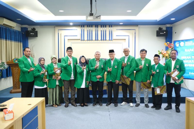 Sertijab FEB UMI 2026-2030 Dibarengi Penguatan SDM Dosen, Targetkan Jadi Fakultas Ekonomi Terbaik