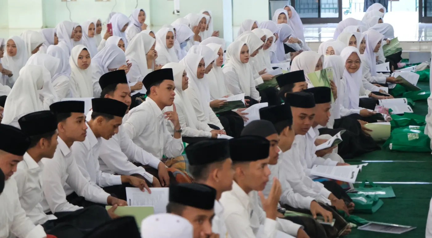 #2 UMIConnection - Titipan Masa Depan: Ketika Bapak dan Ibu Melepaskan Langkah Pertama Anak, Sesungguhnya Bapak dan Ibu Sedang Mengantarkan Harapan Menuju Masa Depan