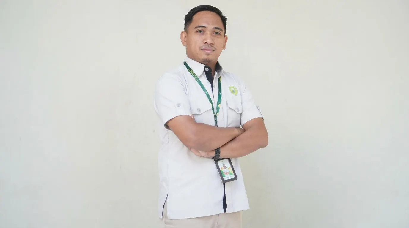 Dari Kampus, Menjadi Dampak - Muhammad Arif, S.H., M.E.I.: Alumni Hukum Ekonomi Syariah UMI, Kini Wakasek Kesiswaan dan Keagamaan Sekolah Islam Athirah