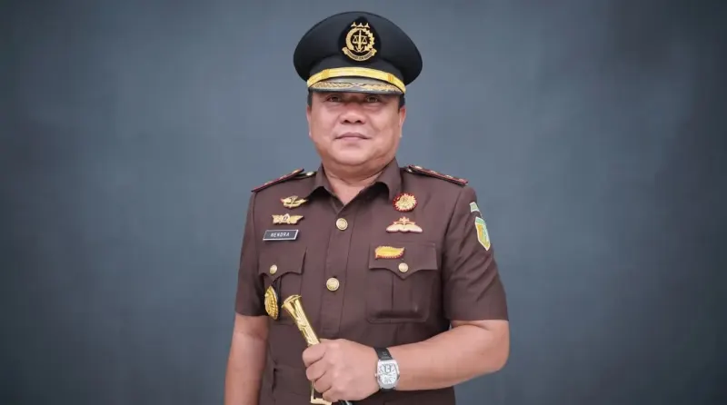 Dari Kampus, Menjadi Dampak - Hendra Wijaya, Alumni Magister Hukum UMI, Kini Kepala Kejaksaan Negeri Biak Numfor: Jejak Pengabdian dari Maros hingga Papua