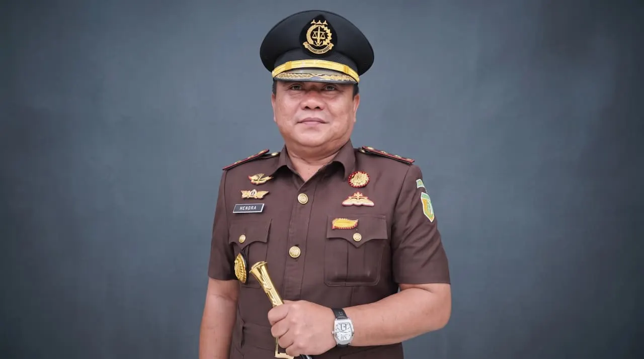 Dari Kampus, Menjadi Dampak - Hendra Wijaya, Alumni Magister Hukum UMI, Kini Kepala Kejaksaan Negeri Biak Numfor: Jejak Pengabdian dari Maros hingga Papua