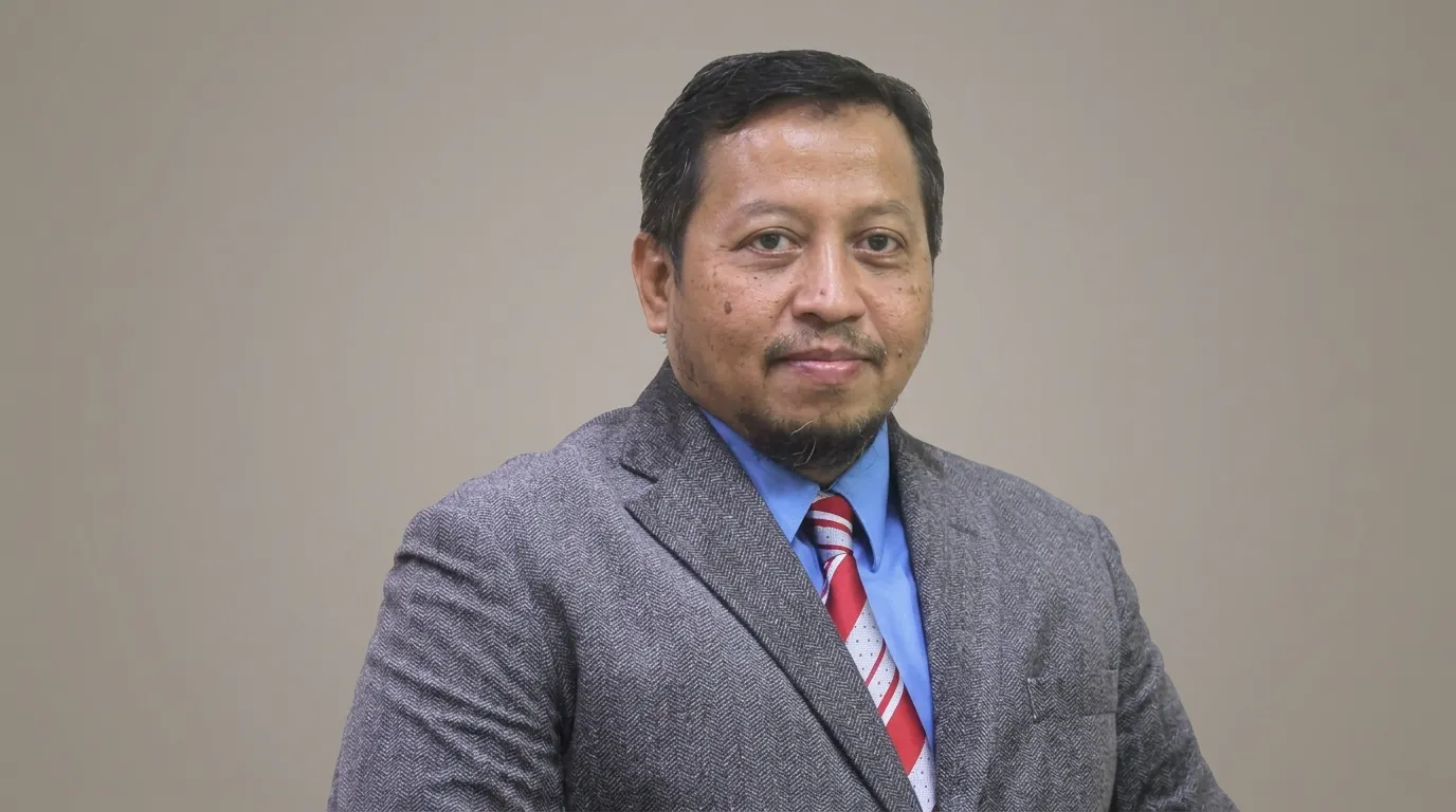 Dari Kampus, Menjadi Dampak - Prof. Misri Gozan: Dari Program Profesi Insinyur UMI, Mengawal Mutu Pendidikan Teknik Indonesia sebagai Ketua LAM Teknik