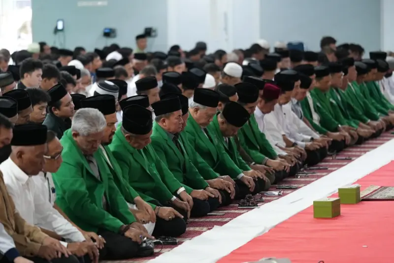 #2 UMIConnection - Titipan Peradaban: Mengapa Universitas Muslim Indonesia Menghubungkan Budaya Kerja dengan Shalat Berjamaah? Karena Profesionalisme dan Spiritualitas tidak Pernah Dipertentangkan