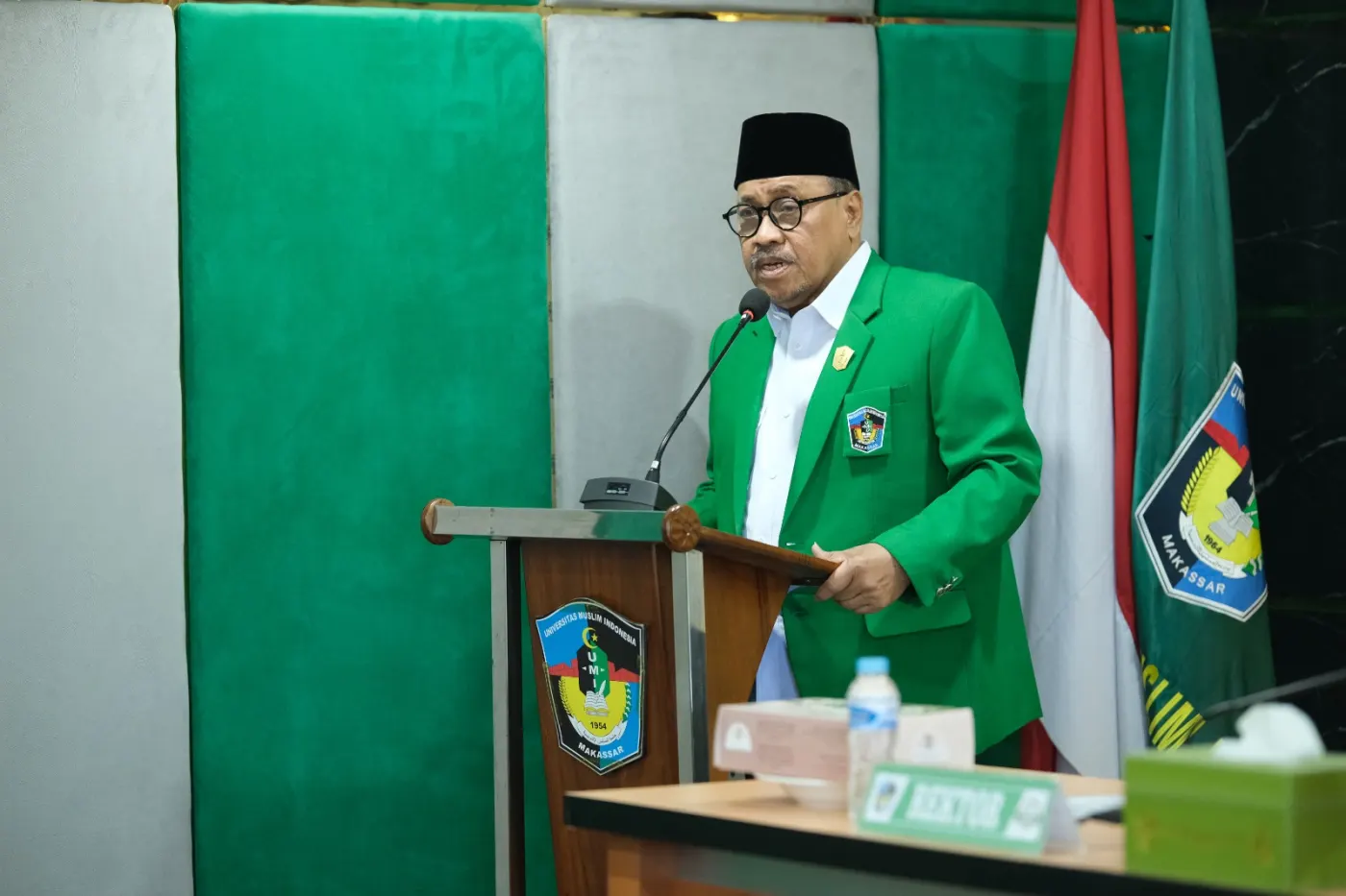 #11 UMIConnection - Surat untuk Masa Depan: Era Artificial Intelligence, Integritas, Amanah, dan Akhlak Menjadi Keunggulan Manusia yang Tidak Akan Pernah Digantikan Teknologi