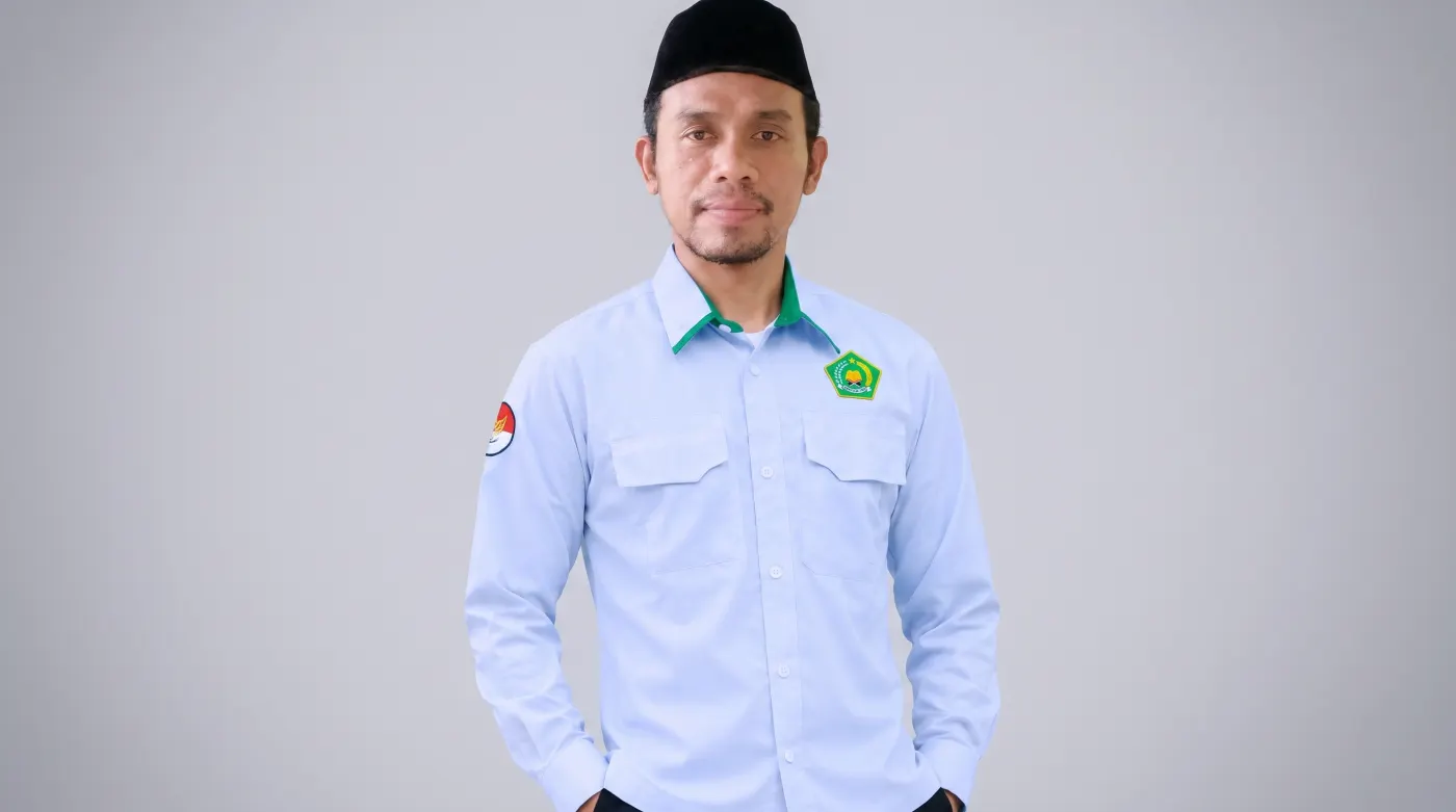Dari Kampus, Menjadi Dampak - La Ode Muhammad Saban, Alumni Hukum Ekonomi Syariah UMI, Kini Penyuluh Agama KUA Mata Oleo Bombana, Pernah Wakili Sulawesi Tenggara