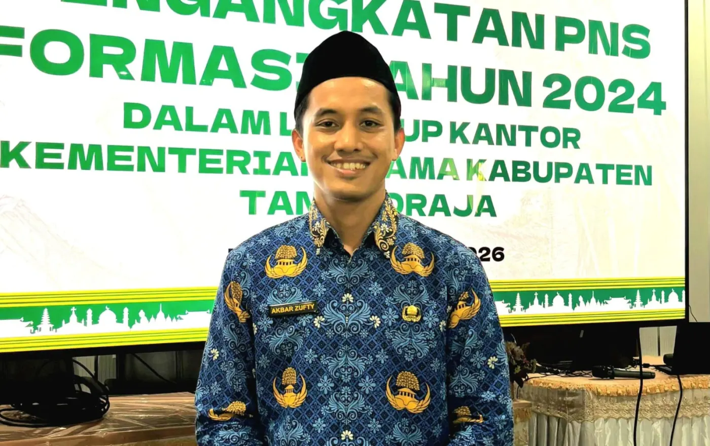 Dari Kampus, Menjadi Dampak - Akbar Zufty, S.H., M.E.: Alumni Hukum Ekonomi Syariah UMI, Delapan Tahun Berkarier di BNI, Kini Penyuluh Agama Ahli Pertama Kemenag Tana Toraja di KUA Kecamatan Simbuang
