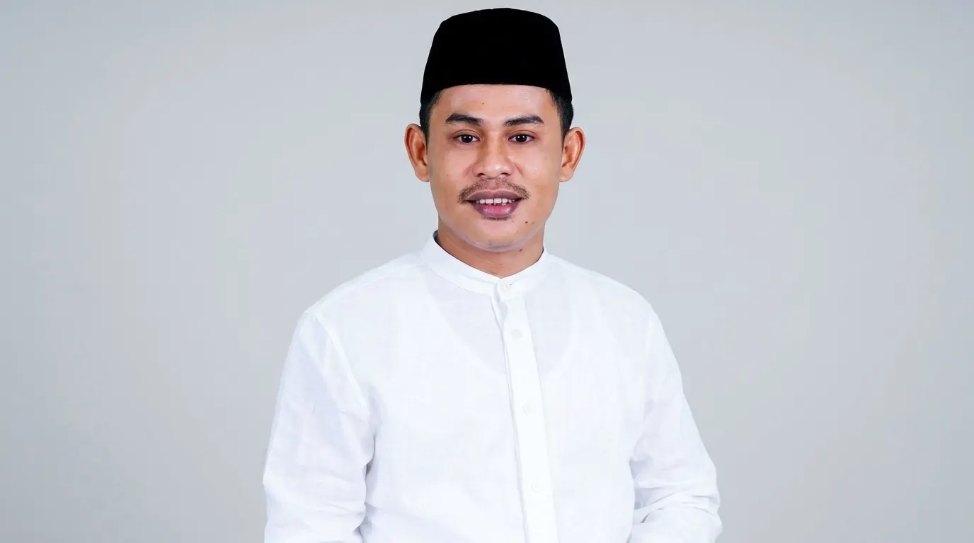 Dari Kampus, Menjadi Dampak - Muid Wael: Dari Keperawatan UMI, Kini Memimpin Komisi I DPRD Kabupaten Buru