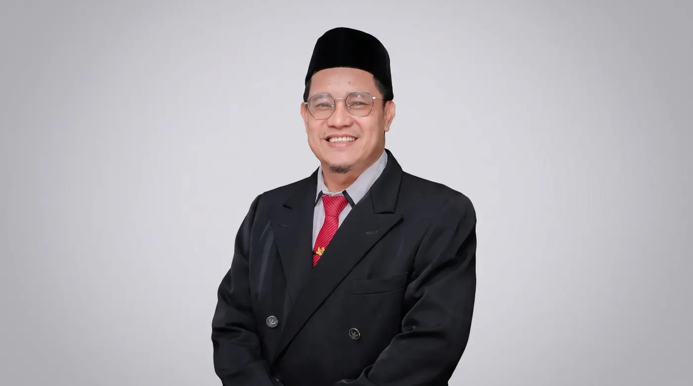 Dari Kampus, Menjadi Dampak - Dr. Burhanuddin, S.Ag., M.Fil.I.: Alumni Aqidah Filsafat Ushuluddin UMI, dari Guru Honorer Kini Kepala MAN Insan Cendekia Gowa, Madrasah Peringkat 4 Nasional TKA 2026